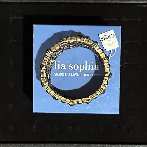 Antique Matt Gold Tone With Cut Crystals Lia Sophia “Twilight” Stretch Bracelet - Picture 8 of 12